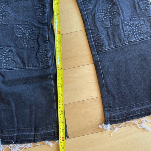 Black flair crop jeans - Picture 13 of 13